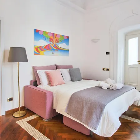 Pink Star Luxury Апартаменты Неаполь